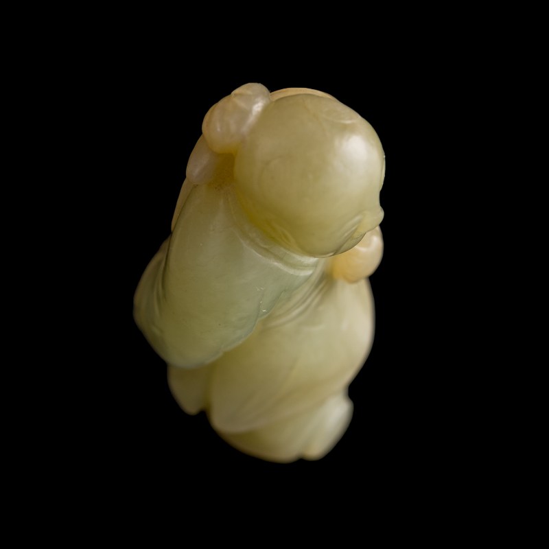 明代 黃玉童子 | A Chinese yellow jade carving of boy holding lotus, Ming dynasty - 图5