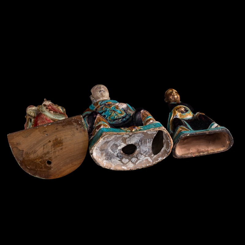 明代 陶塑人物三尊 | Three Chinese pottery figures, Ming dynasty - 图9