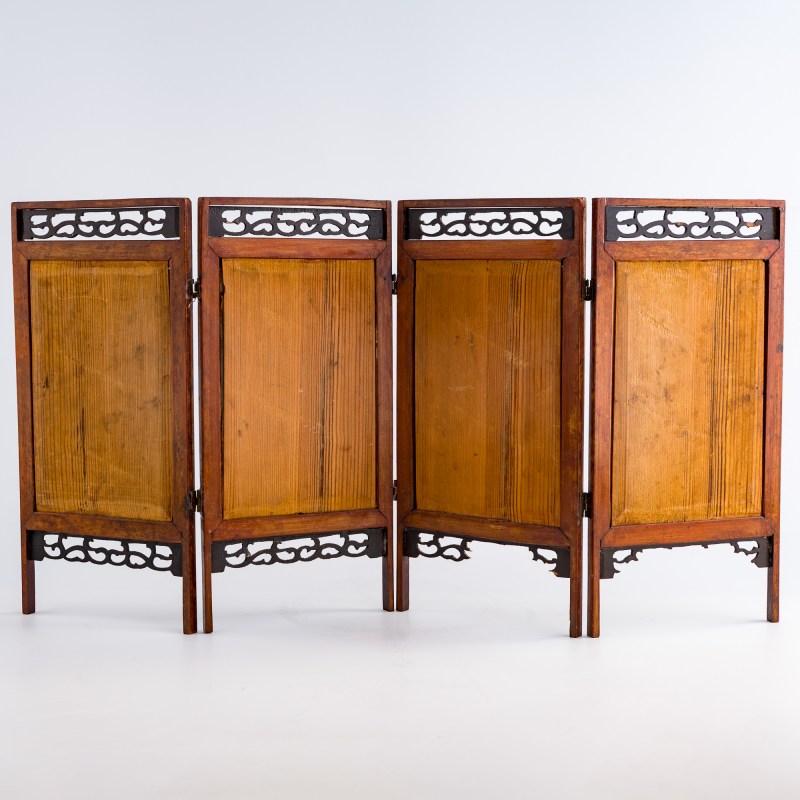 民國 粉彩花鳥瓷板四塊一套 | A Chinese four-panel famille rose porcelain plaque table screen, Republic period - 图4