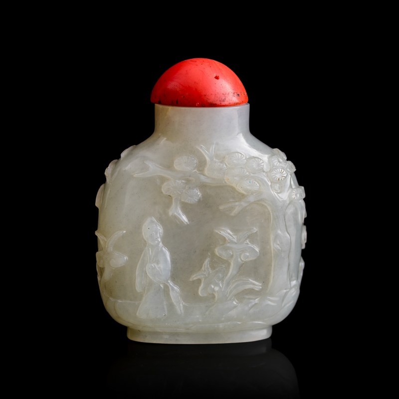 十八/十九世紀 白玉雕人物鼻烟壺 | A Chinese white jade 'figural' snuff bottle, 18th/19th century - 图3