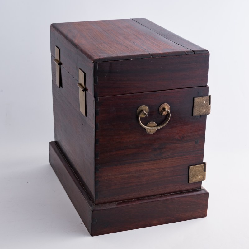 十八世紀 黃花梨官皮箱 | A Chinese Huanghuali seal chest (Guanpixiang), 18th century - 图10