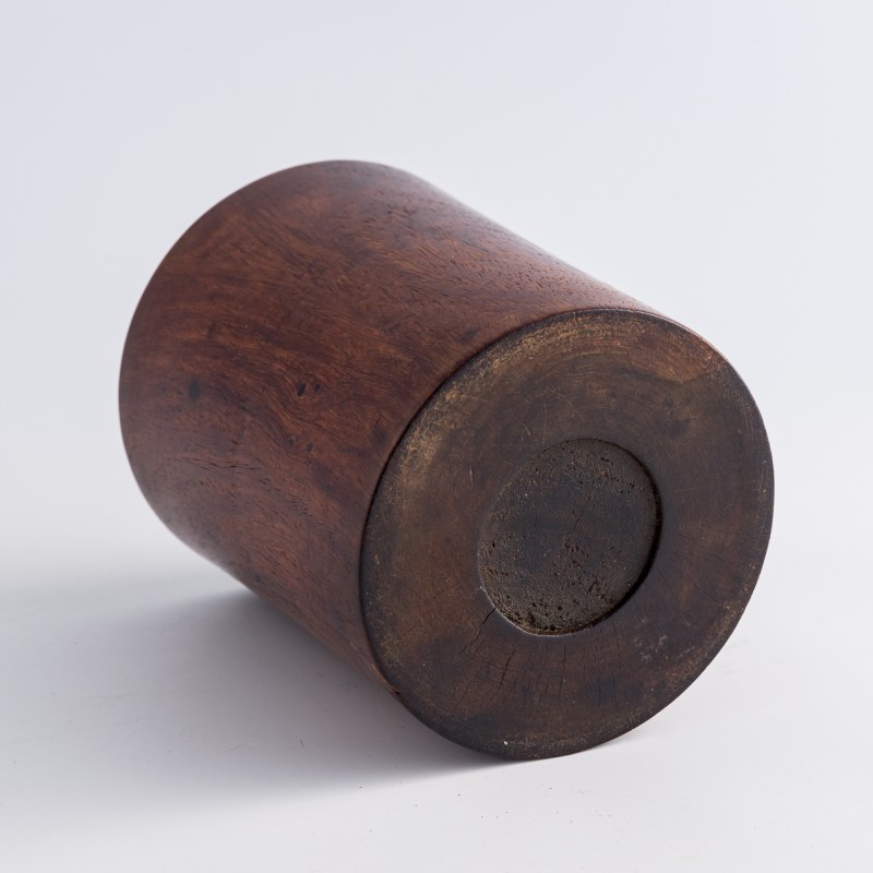 十八世紀 黃花梨筆筒 | A Chinese huanghuali brush pot, 18th century - 图8