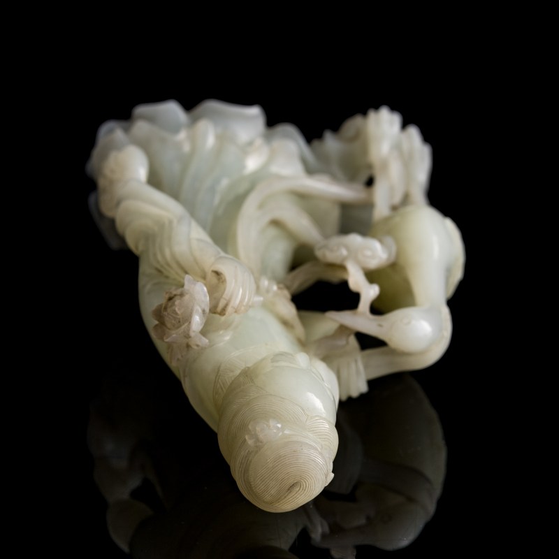 十九世紀 白玉雕麻姑仙鶴立像 | A Chinese white jade carving of Magu and crane, 19th century - 图6