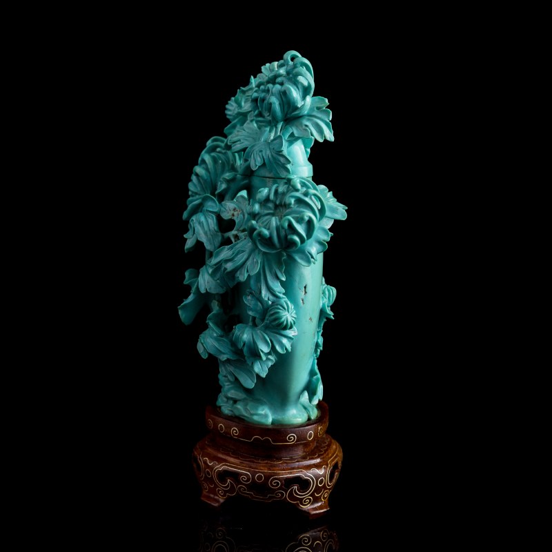 1960-1970年代 綠松石雕花卉蓋瓶（附木座） | A Chinese carved turquoise 'floral' covered vase, 1960s-1970s - 图2