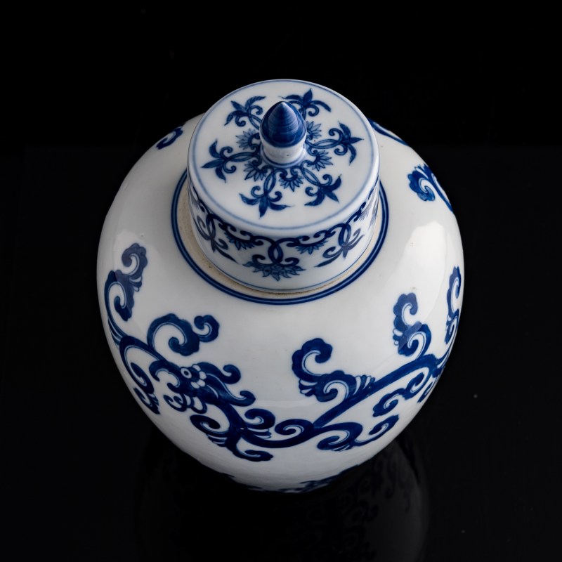十九世紀 越南青花蓋罐 | A Vietnamese blue and white 'Bleu de Hue' covered jar, Nguyen dynasty (19th century) - 图6