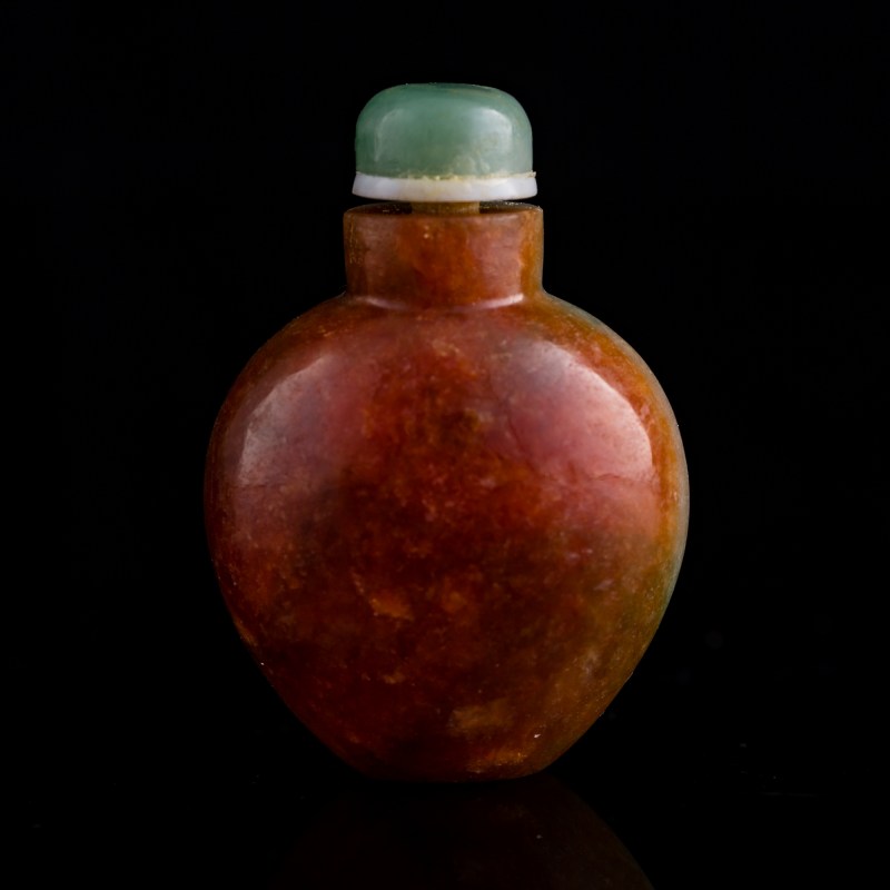 清代 翡翠雙色鼻烟壺 | A Chinese two-color jadeite snuff bottle, Qing dynasty - 图5