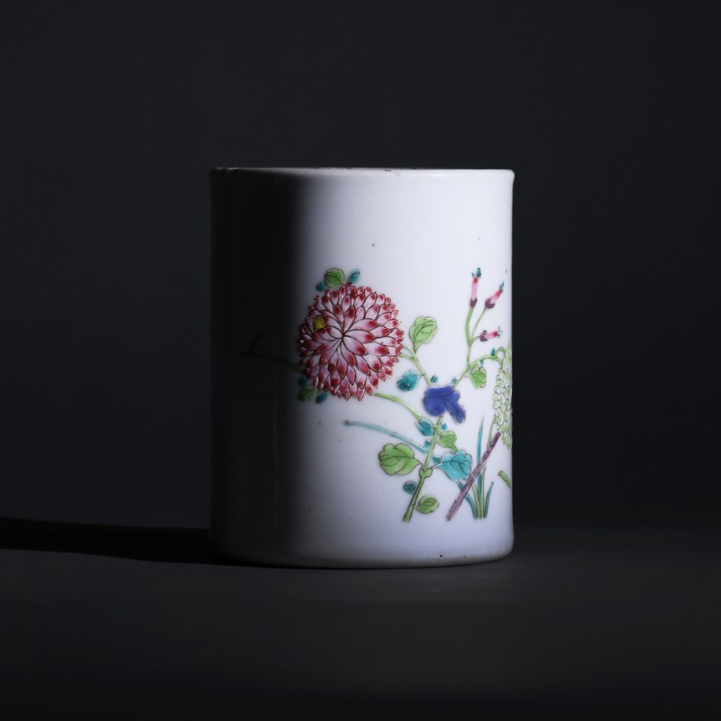 清雍正 粉彩菊花纹笔筒 - 图1