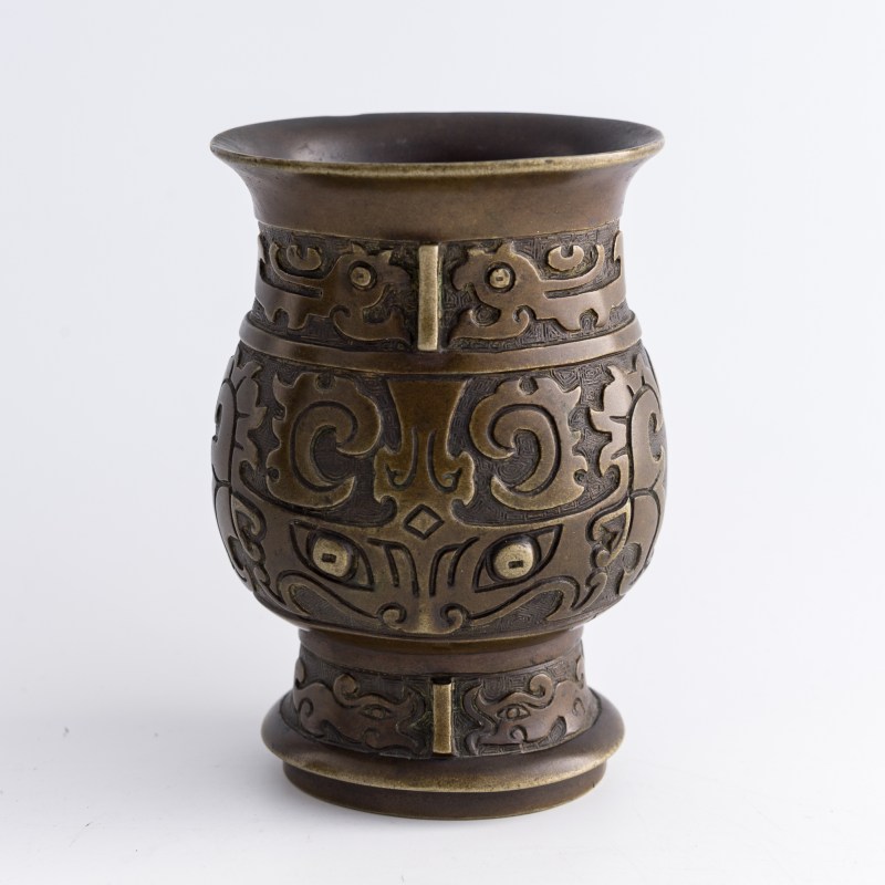 清代 銅饕鬄紋尊 | A Chinese bronze 'taotie' zun vase, Qing dynasty - 图3
