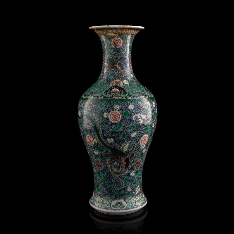 十九世紀 素三彩鳳穿牡丹觀音瓶 | A Chinese susancai 'phoenix and peony' Guanyin vase, 19th century - 图4