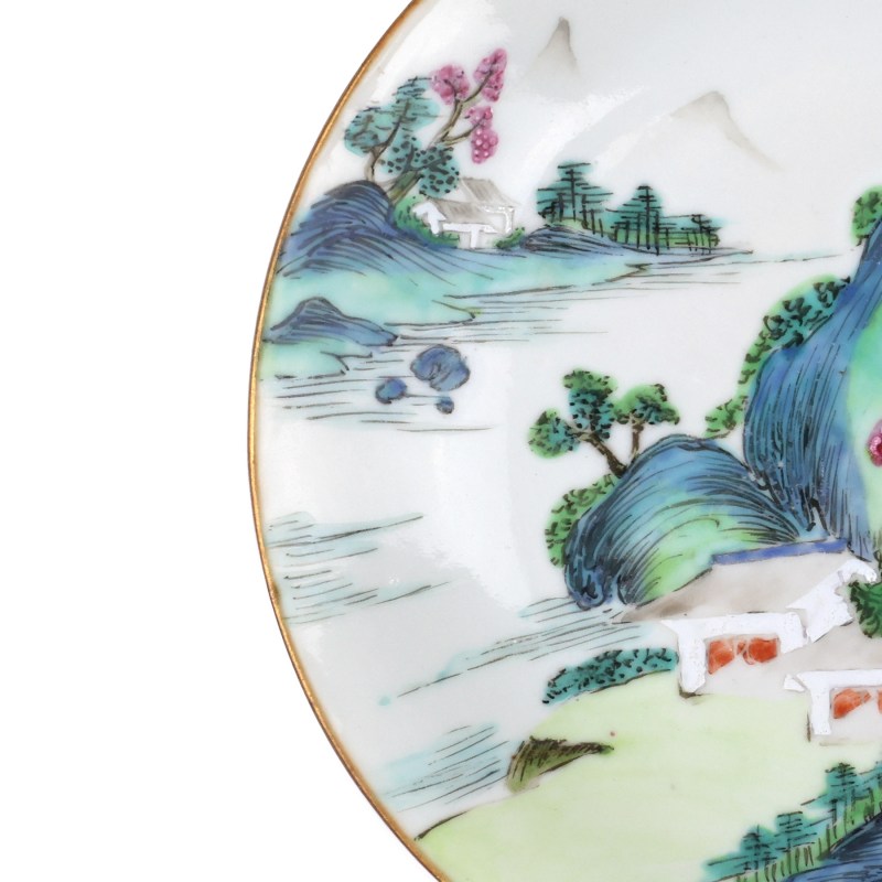 清乾隆 粉彩山水纹盘 - 图5