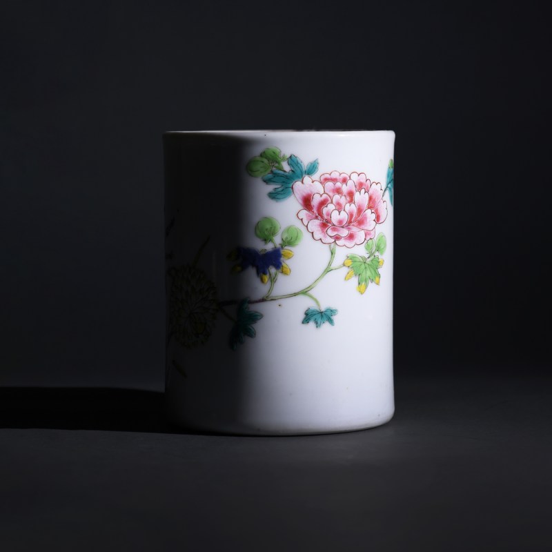 清雍正 粉彩菊花纹笔筒 - 图3