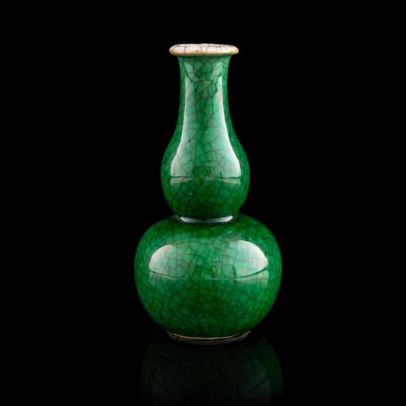 十九世紀 綠哥釉葫蘆瓶 | A Chinese green ge-type-glazed double-gourd vase, 19th century - 图2