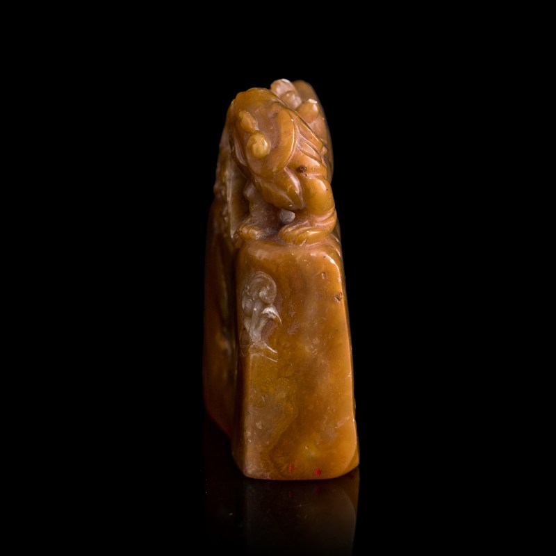 民國 壽山石少獅太獅紐印章 | A Chinese Shoushan stone 'lions' seal, Republic period - 图2