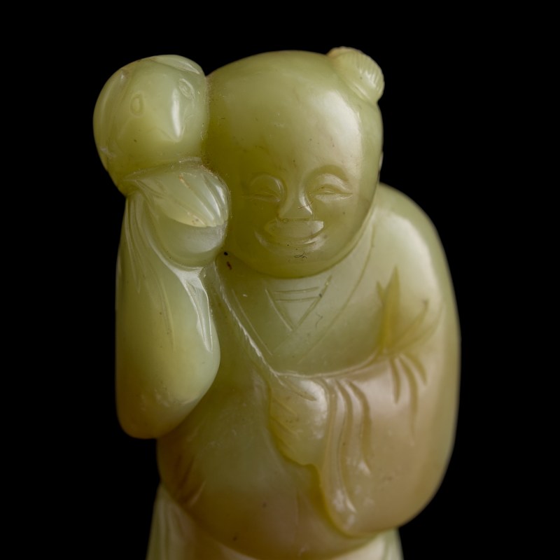 明代 黃玉雕架鷹童子 | A Chinese yellow jade carving of boy holding hawk, Ming dynasty - 图7