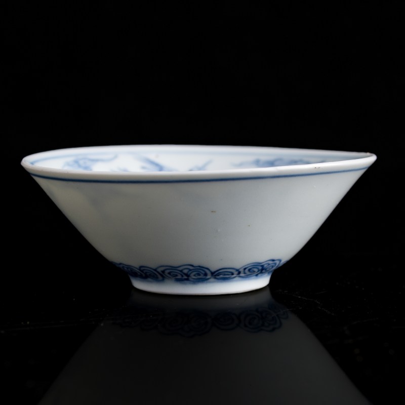 清雍正 青花雲鶴小碗（附盒） | A small Chinese blue and white 'cloud and crane' bowl, Yongzheng period, Qing dynasty - 图7