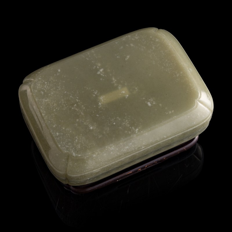 清代 青玉方捧盒（附硬木座及錦盒） | A Chinese celadon jade box, Qing dynasty - 图6