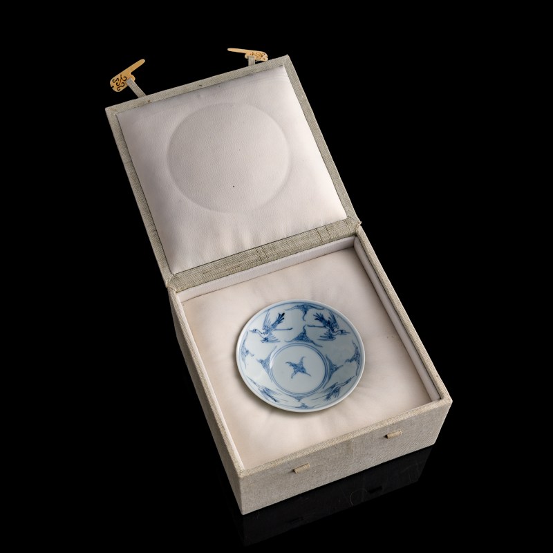 清雍正 青花雲鶴小碗（附盒） | A small Chinese blue and white 'cloud and crane' bowl, Yongzheng period, Qing dynasty - 图8