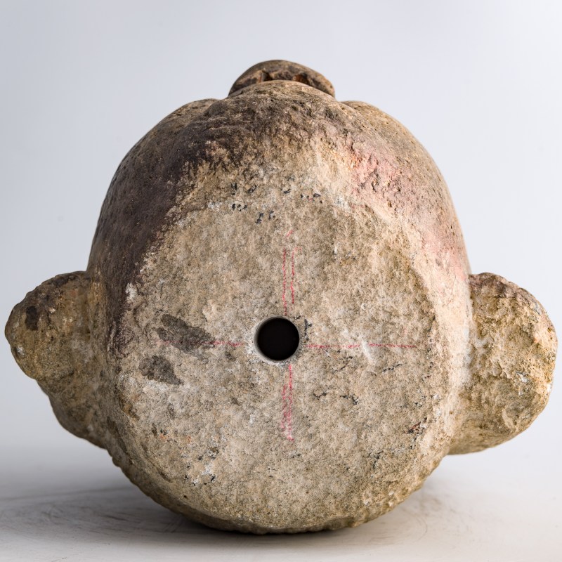 唐代 石雕菩薩頭像（附座） | A Chinese stone Bodhisattva head, Tang dynasty - 图10