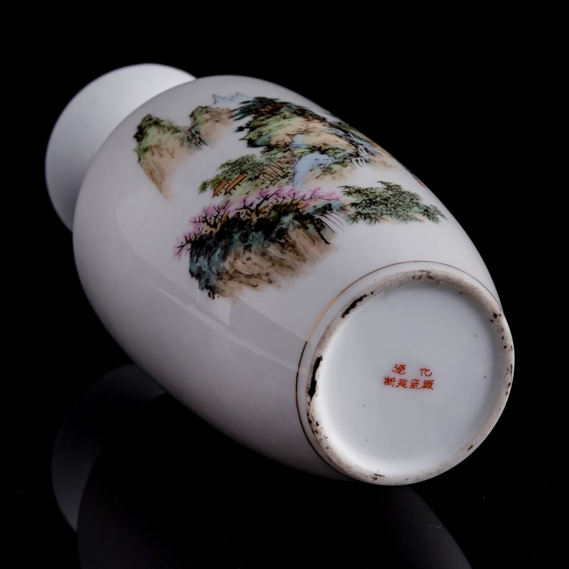 德化窑山水瓶 | A Chinese Dehua porcelain 'landscape' vase - 图6