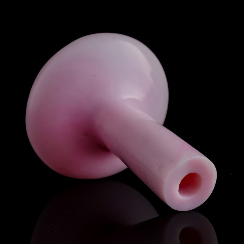 清代 料器荸薺瓶 | A Chinese glass water-chestnut-form vase, Qing dynasty - 图7
