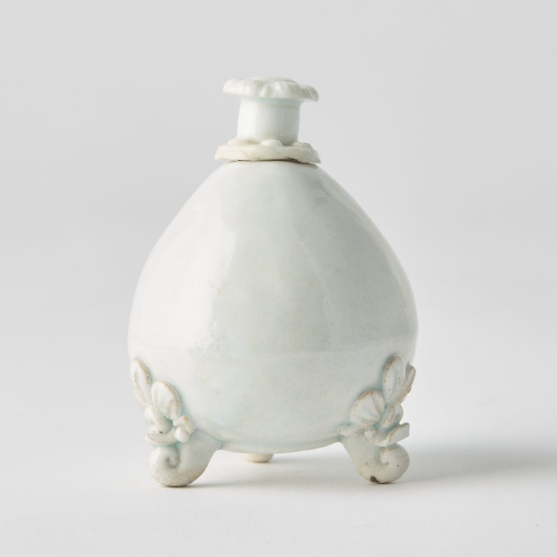 A Chinese Qingbai-Type Ceramic Tripod Water Dropper - 图3