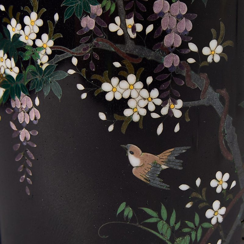 A Pair of Japanese Cloisonne Enamel Vases - 图3