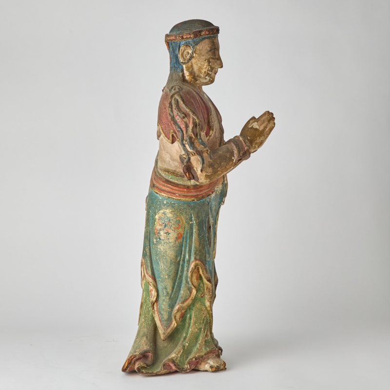 A Chinese Carved Wood and Gesso Figure - 图2