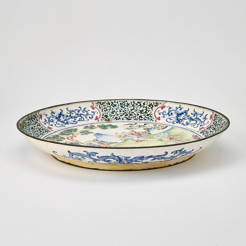 A Chinese Canton Enamel Charger - 图3