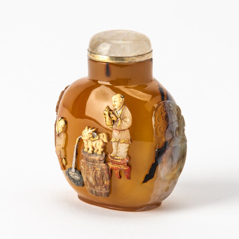 A Japanese-Embellishment Chinese Agate Snuff Bottle - 图2