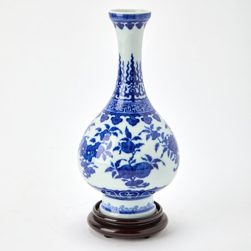 A Chinese Qianlong-Style Blue and White Porcelain Vase