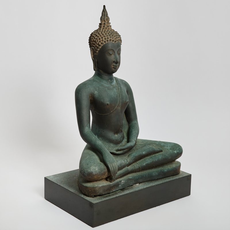A Large and Important Thai Bronze Figure of Seated Buddha - 图2
