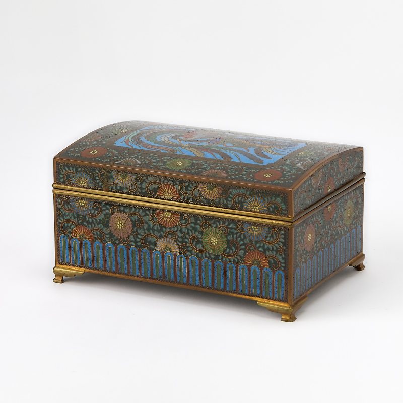 A Japanese Cloisonne Enamel Box - 图1