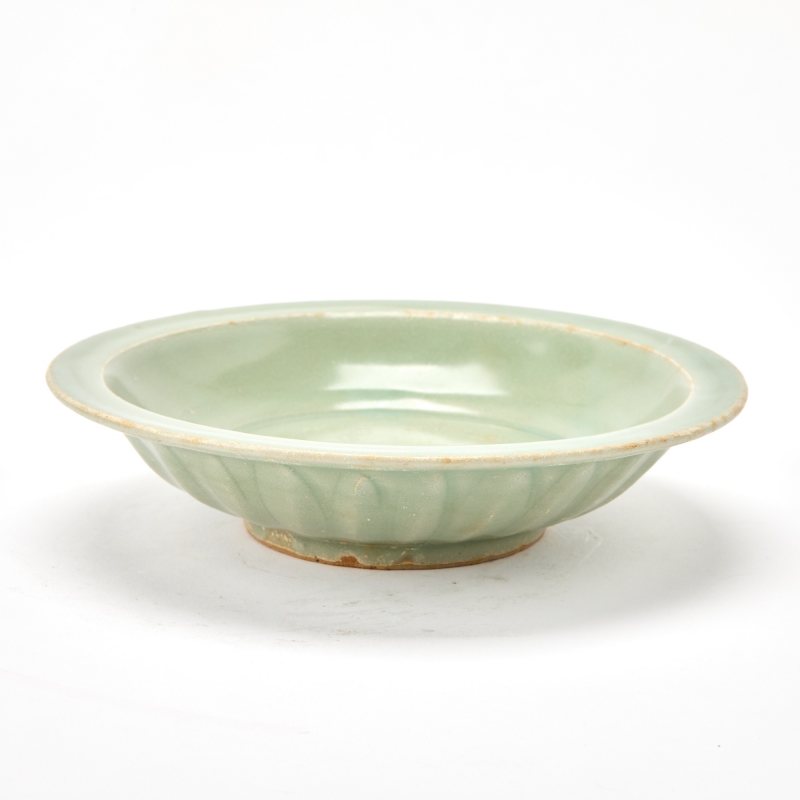 Three Chinese Longquan Celadon 'Fishes' Dishes - 图3
