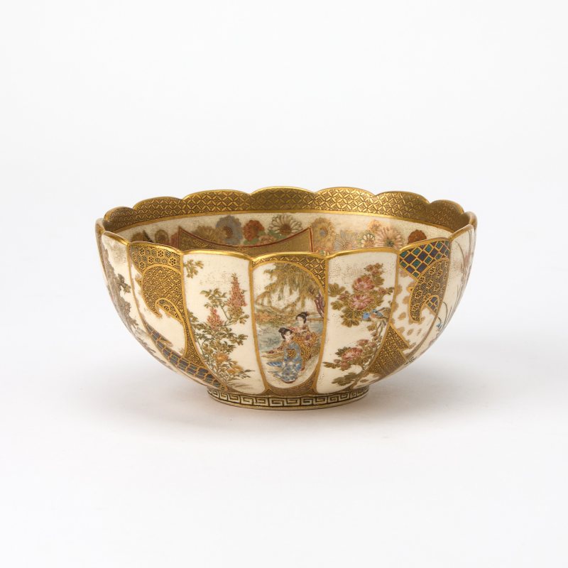 A Japanese Satsuma Earthenware Bowl - 图1