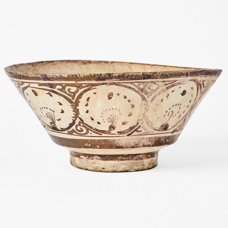 A Persian Painted Pottery Bowl - 图1