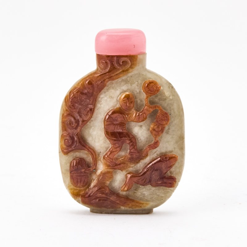 A Chinese Carved Jade Snuff Bottle
