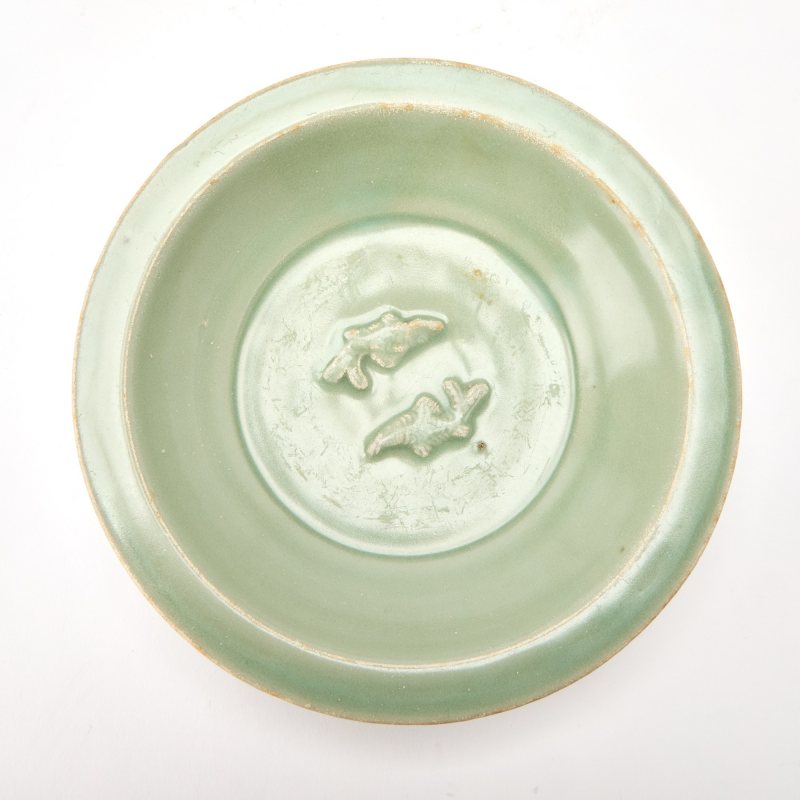 Three Chinese Longquan Celadon 'Fishes' Dishes - 图6