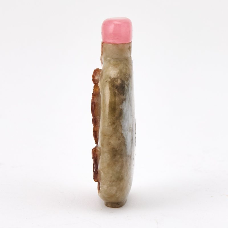 A Chinese Carved Jade Snuff Bottle - 图2