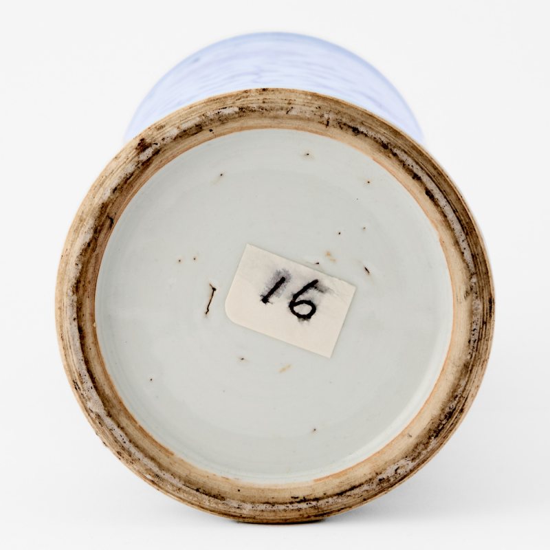 A Chinese Ming-Style Blue and White Cylindrical Vase - 图4