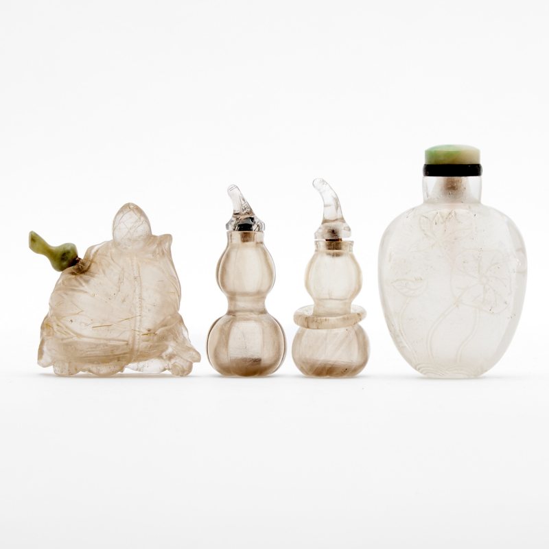 Four Chinese Carved Rock Crystal Snuff Bottles - 图2