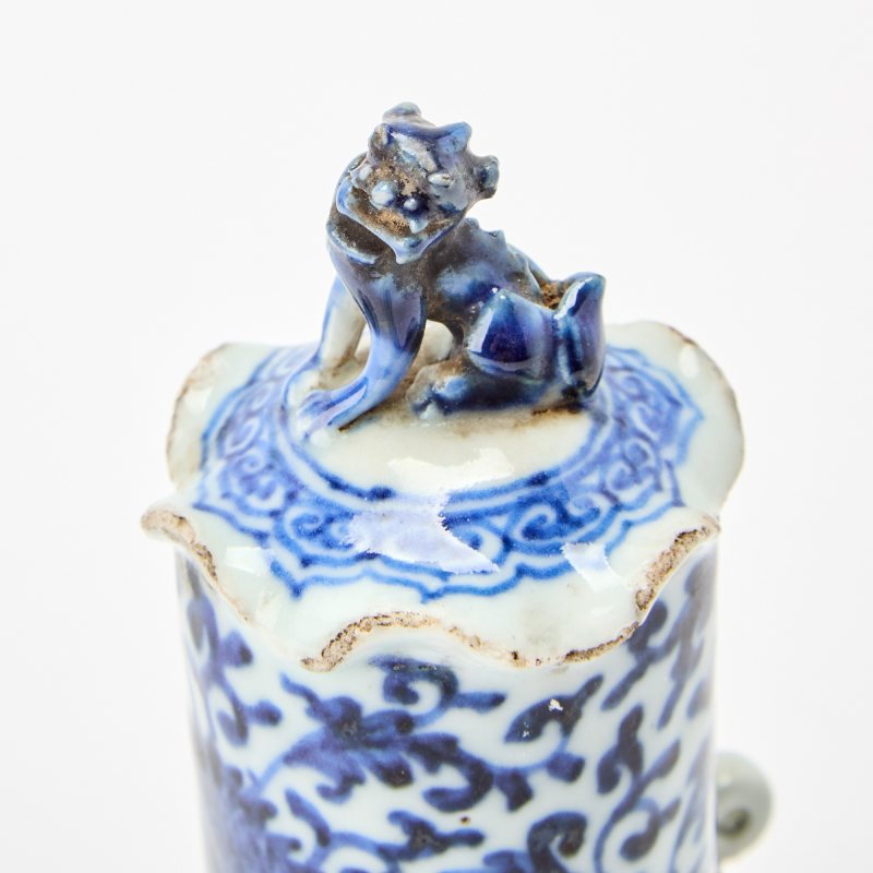 Three Chinese Blue and White Porcelain Bird Feeders - 图18
