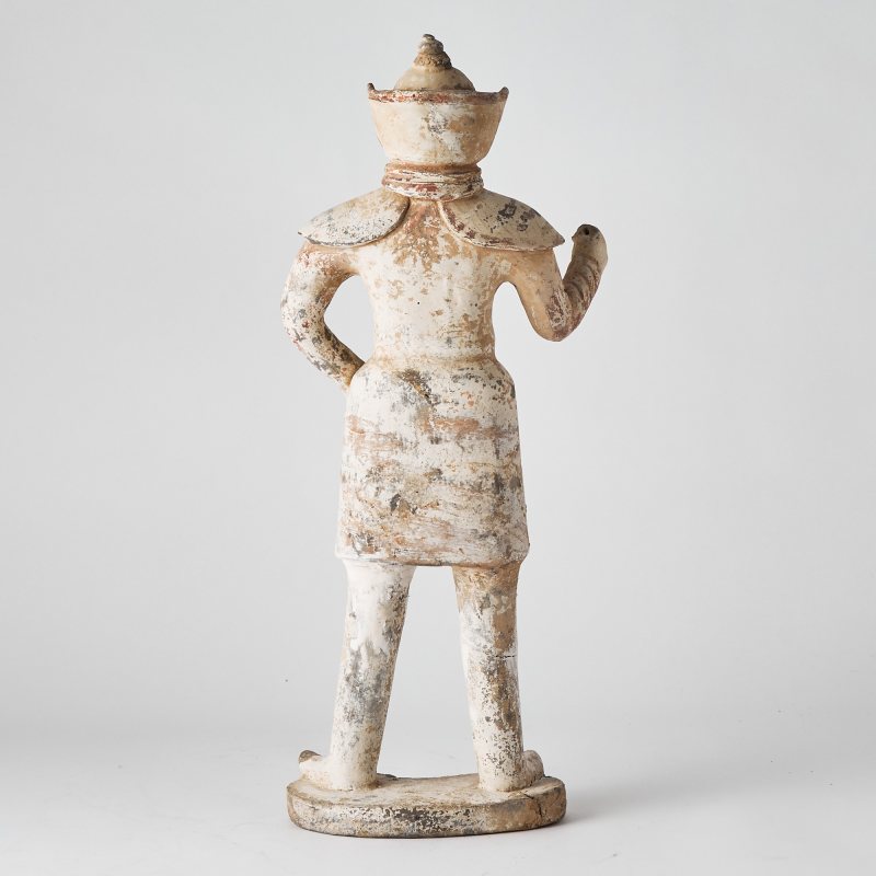 A Chinese Pottery Figure of a Soldier - 图3