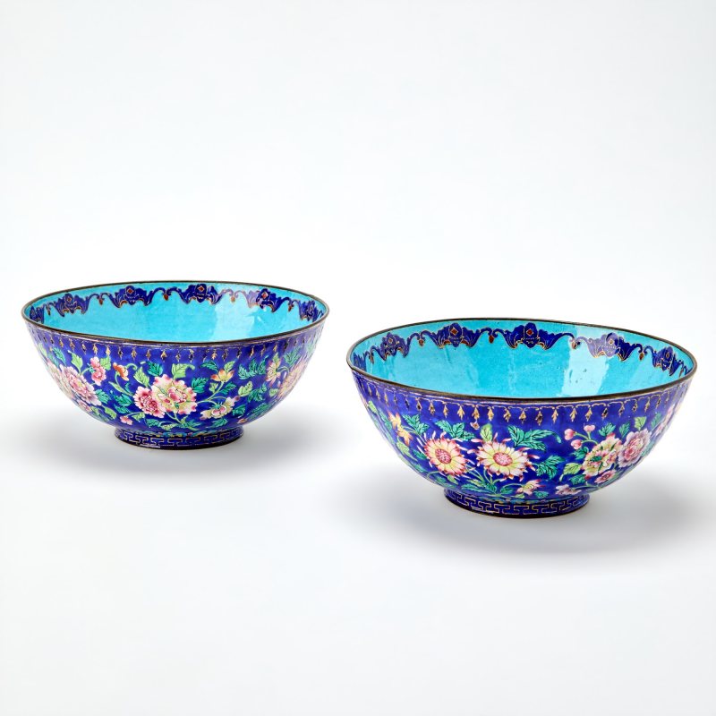 A Pair of Chinese Canton Enamel Bowls - 图1