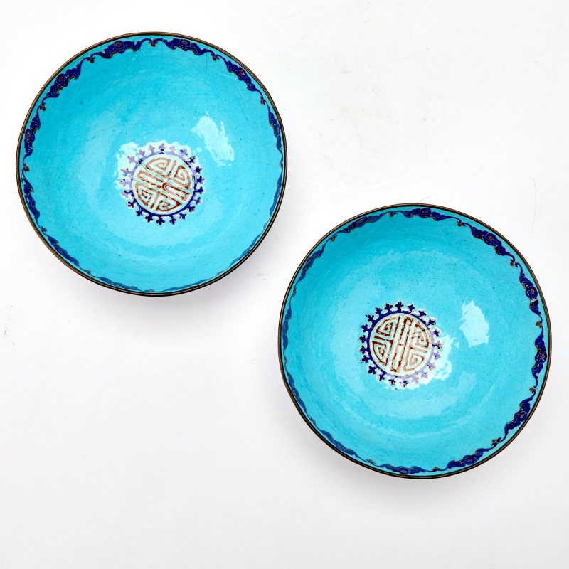 A Pair of Chinese Canton Enamel Bowls - 图2
