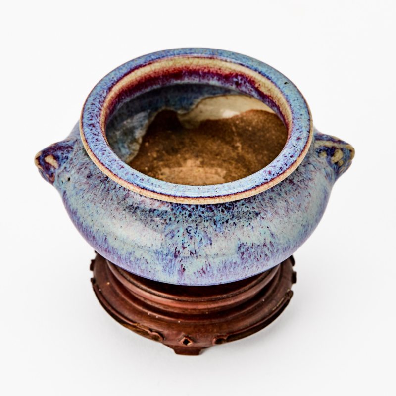 A Chinese Flambe-Glazed Tripod Censer - 图3