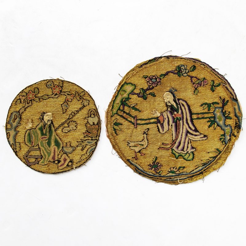 Five Chinese Gold Kesi Silk Roudels - 图1
