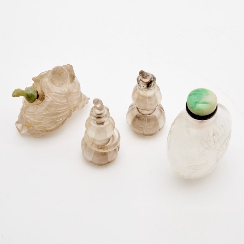 Four Chinese Carved Rock Crystal Snuff Bottles - 图3