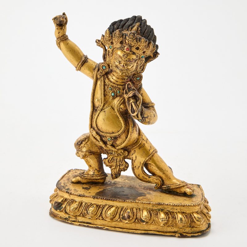 A Tibetan Gilt Bronze Figure of Vajrapani - 图1