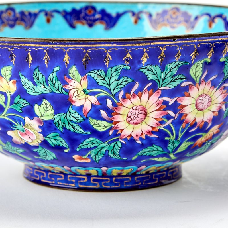 A Pair of Chinese Canton Enamel Bowls - 图5
