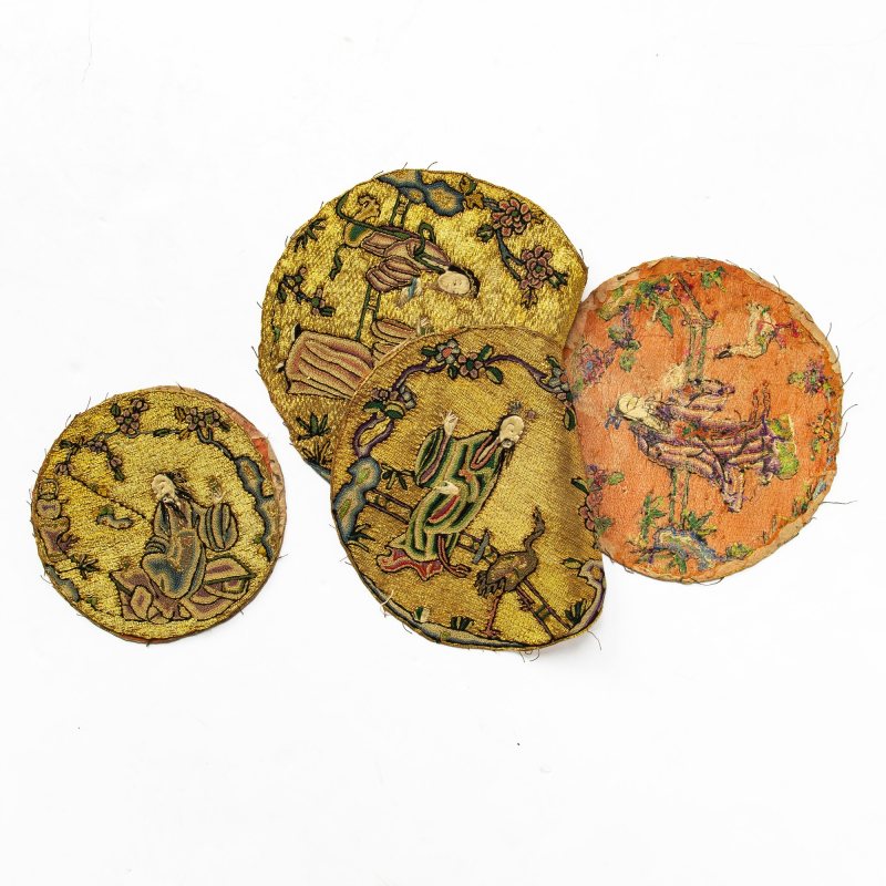 Five Chinese Gold Kesi Silk Roudels - 图3